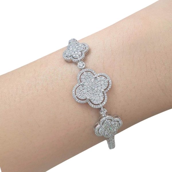 Trinity Lucky Clover Paved Diamond Bracelet 14kt Online