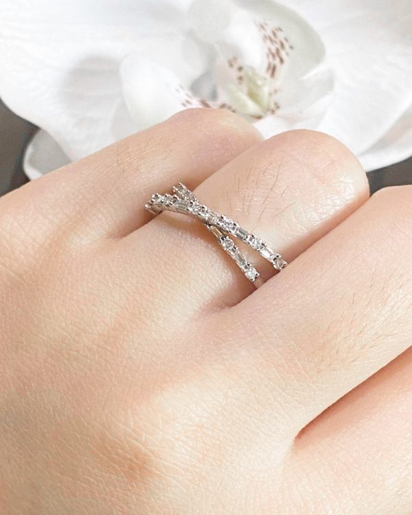 VVIP | Baguette Crossover Half Eternity Diamond Ring 14kt | #ThePromise Discount